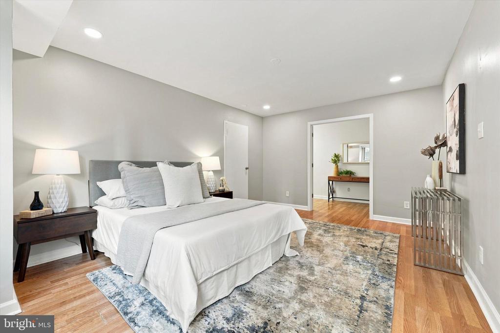 1810 RITTENHOUSE SQUARE Unit: 408