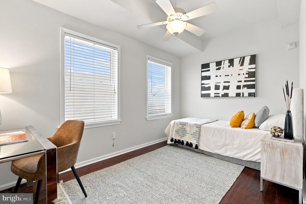 1509 CHRISTIAN STREET Unit: 2