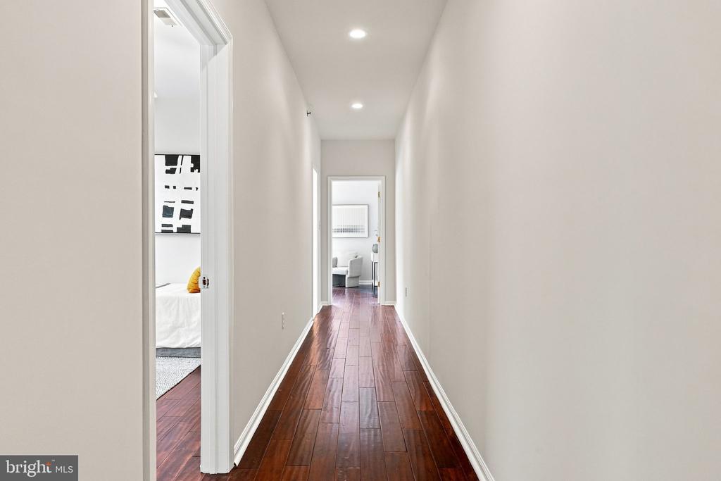 1509 CHRISTIAN STREET Unit: 2