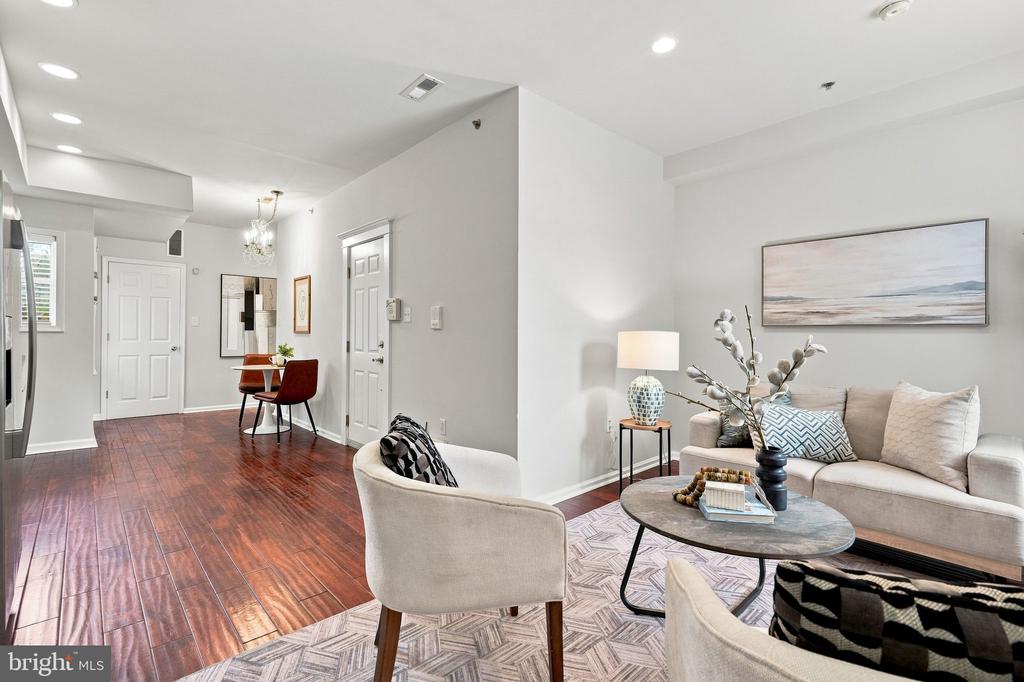 1509 CHRISTIAN STREET Unit: 2