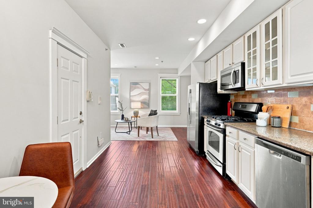 1509 CHRISTIAN STREET Unit: 2