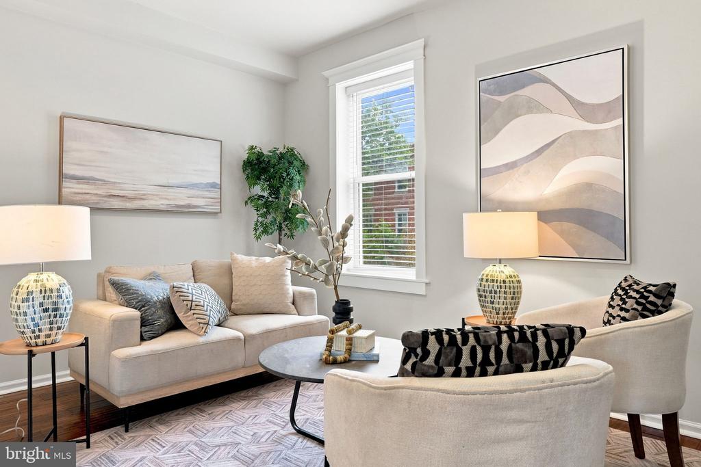 1509 CHRISTIAN STREET Unit: 2