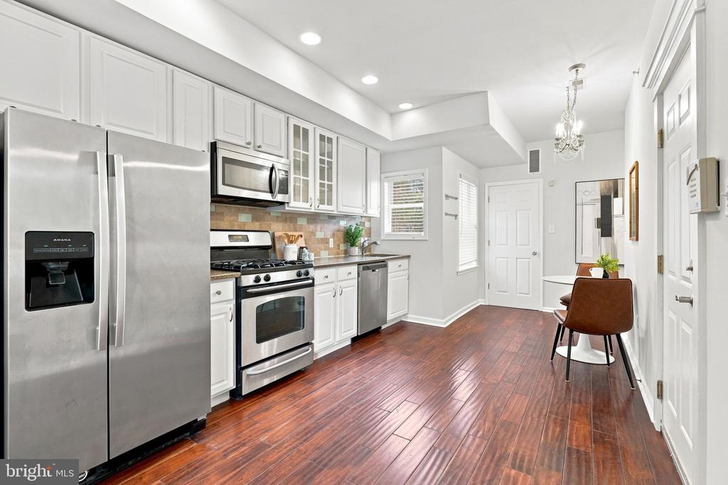 1509 CHRISTIAN STREET Unit: 2