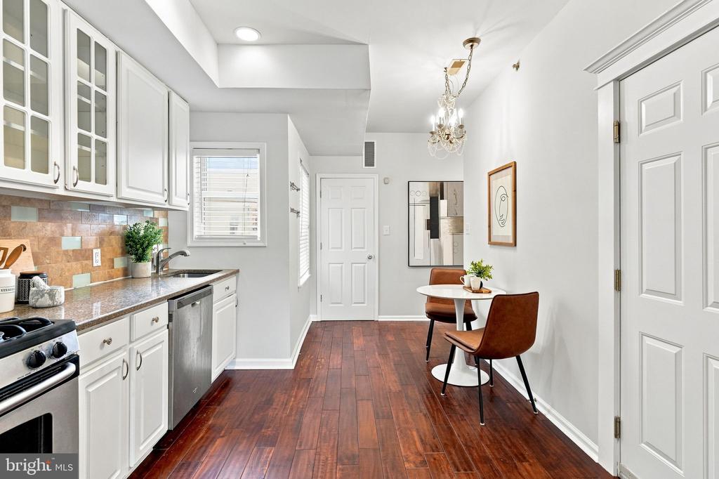 1509 CHRISTIAN STREET Unit: 2