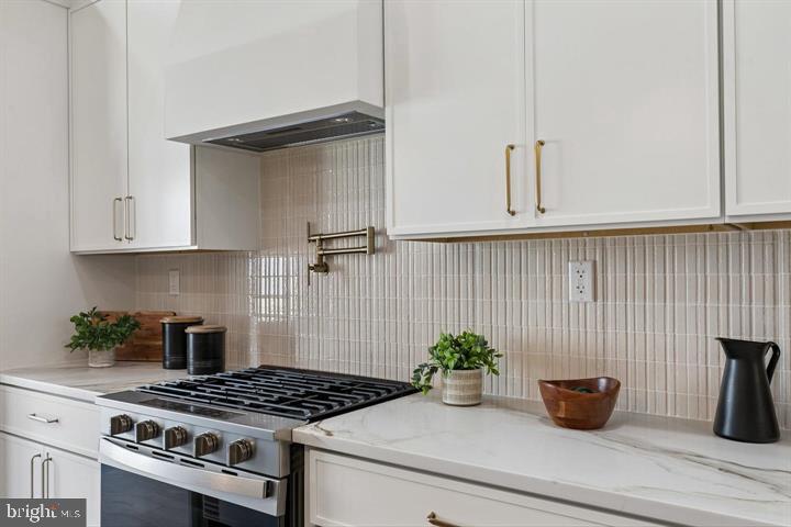 1437 S 8TH STREET