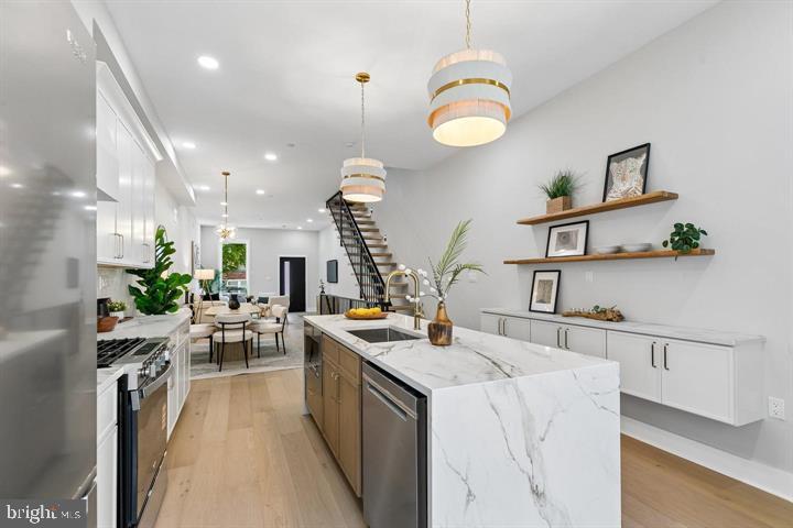 1437 S 8TH STREET
