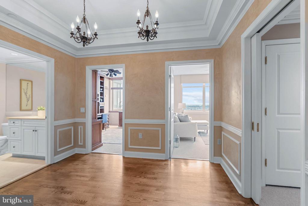 440 S BROAD STREET Unit: 2206 & 2204