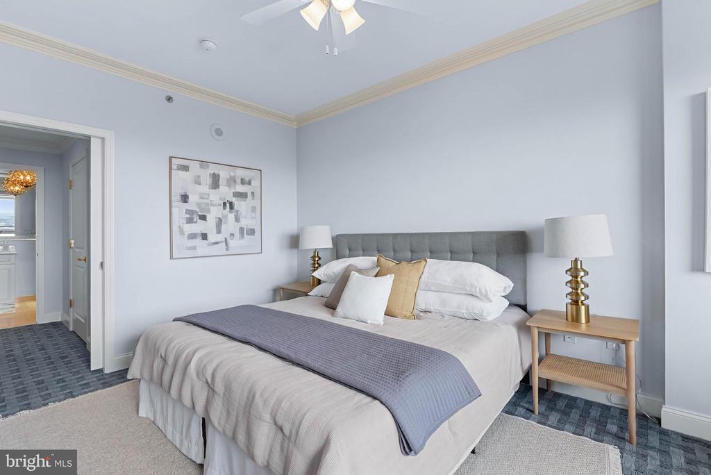 440 S BROAD STREET Unit: 2206 & 2204