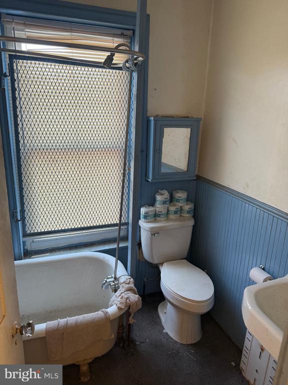 2221 BRIDGE STREET