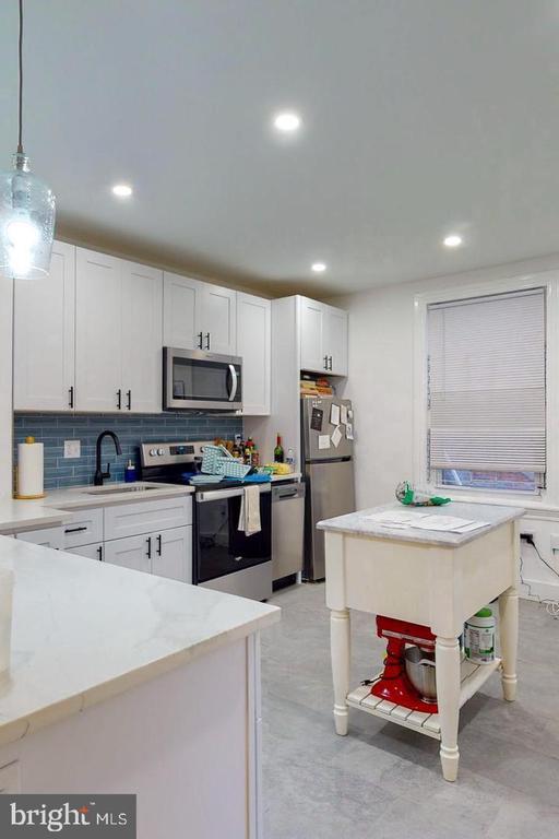 867 N 29TH STREET