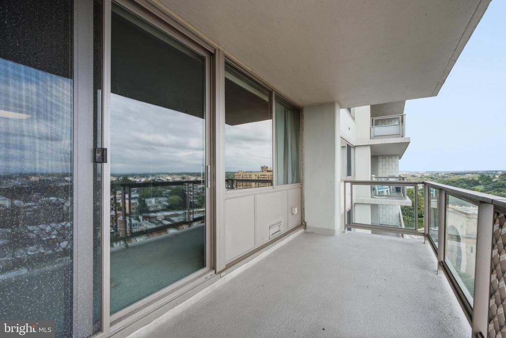 2401 PENNSYLVANIA AVENUE Unit: 15A08