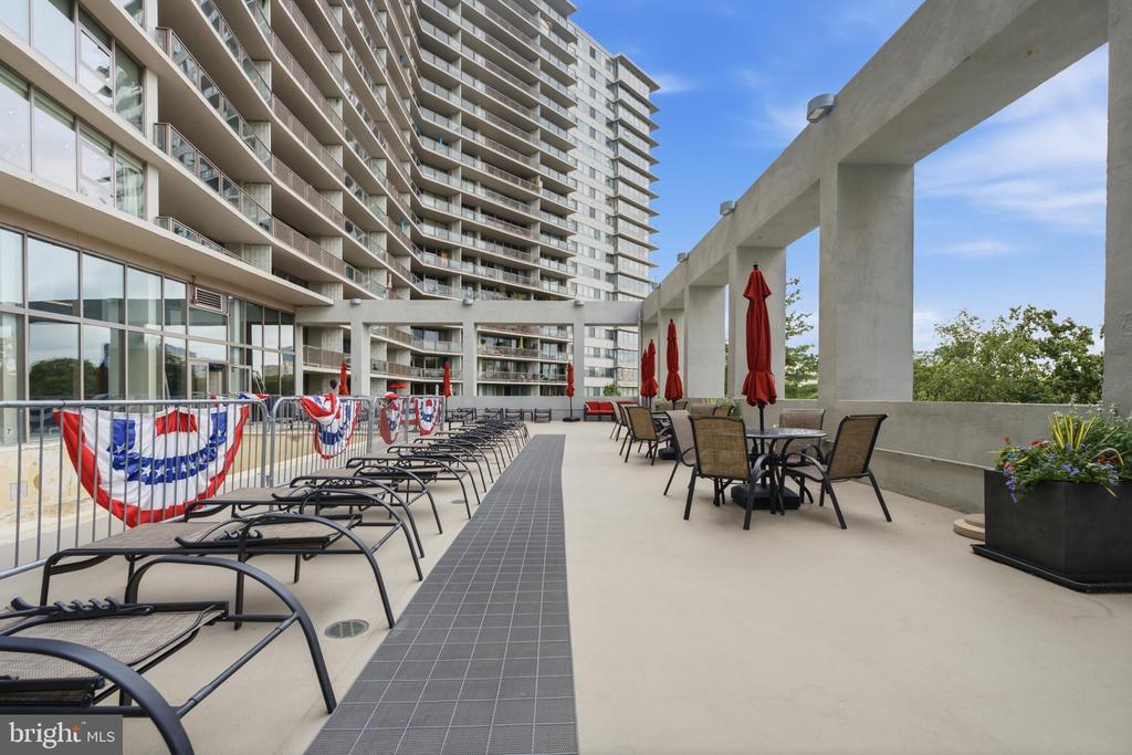 2401 PENNSYLVANIA AVENUE Unit: 15A08