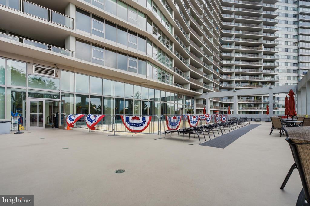 2401 PENNSYLVANIA AVENUE Unit: 15A08