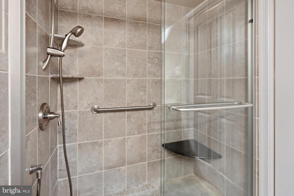 2401 PENNSYLVANIA AVENUE Unit: 15A08