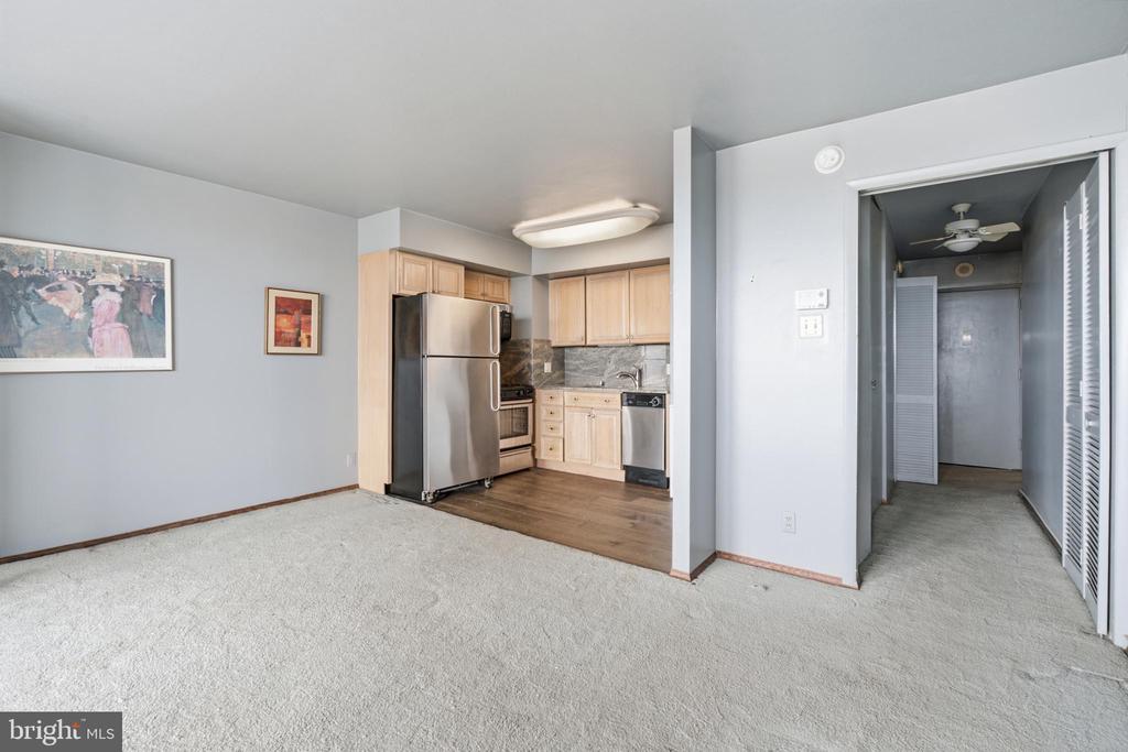 2401 PENNSYLVANIA AVENUE Unit: 15A08