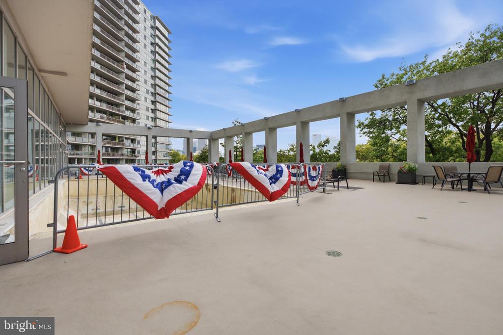 2401 PENNSYLVANIA AVENUE Unit: 15A08