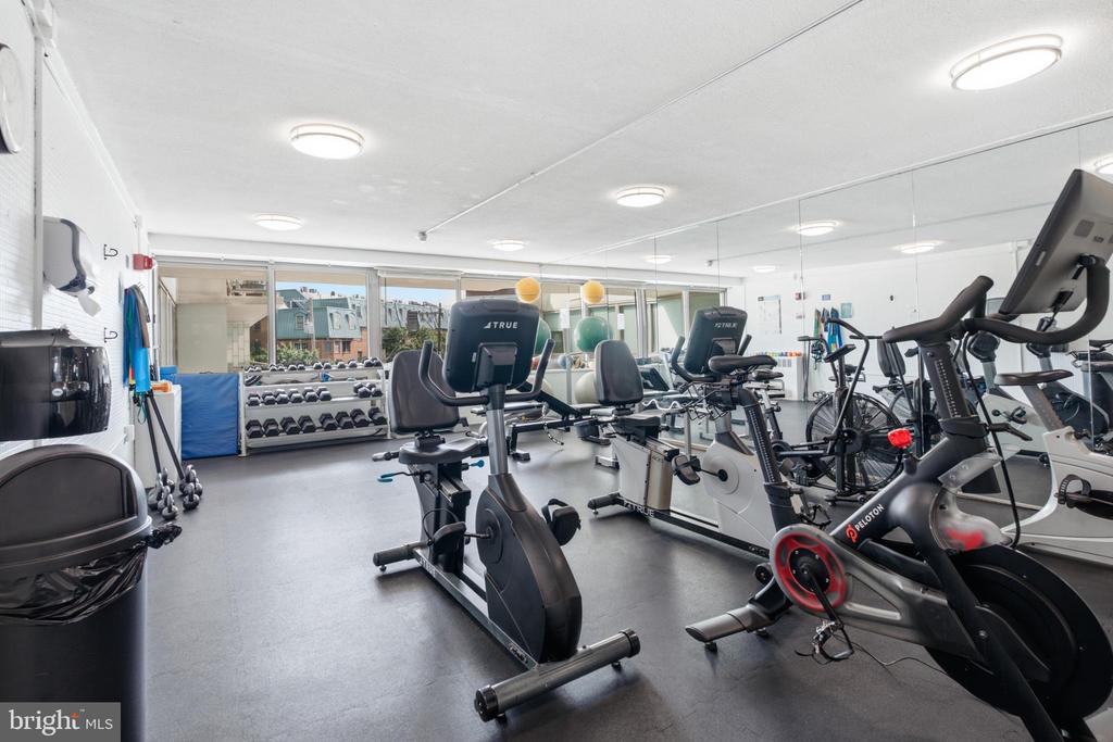 2401 PENNSYLVANIA AVENUE Unit: 15A08