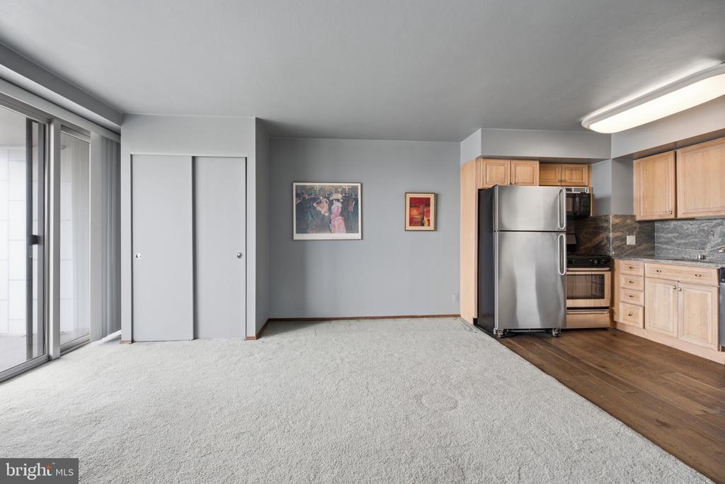 2401 PENNSYLVANIA AVENUE Unit: 15A08