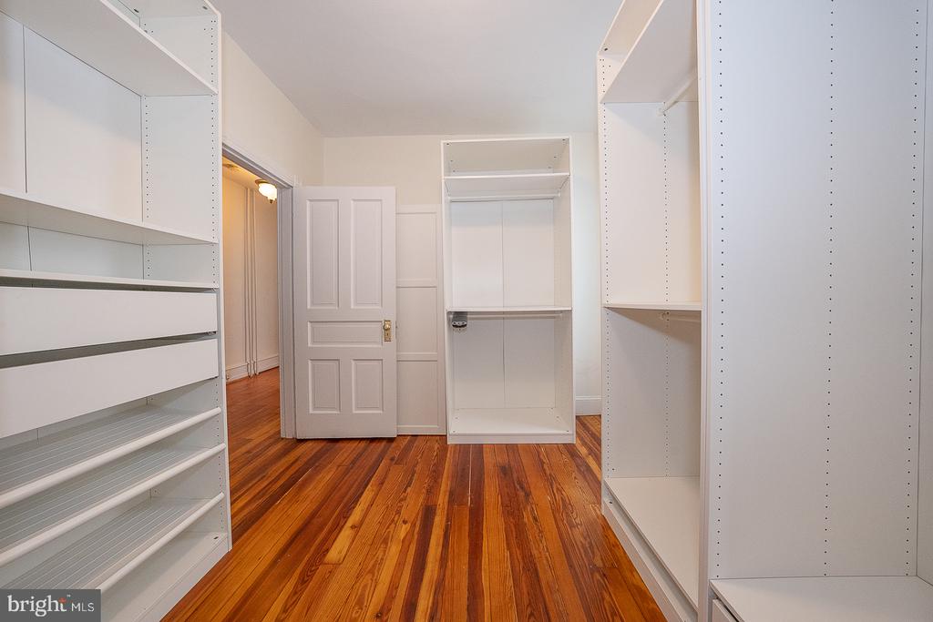 3740 MANAYUNK AVENUE