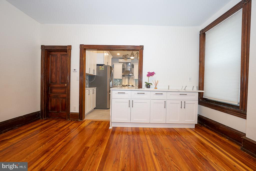 3740 MANAYUNK AVENUE