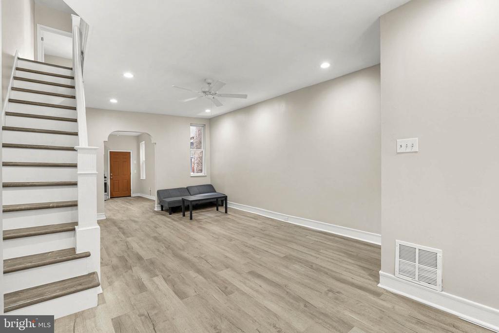 1432 N 56TH