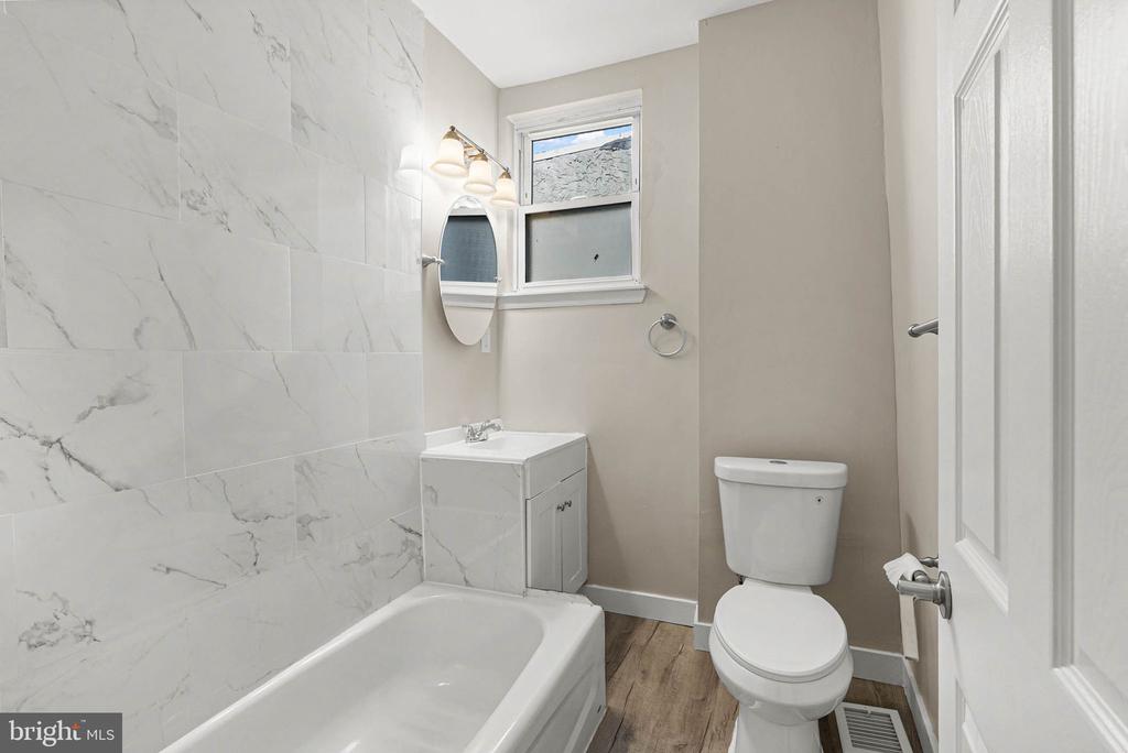 1432 N 56TH