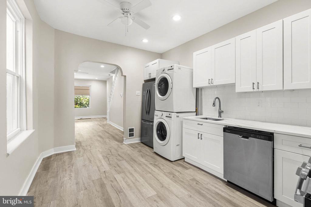 1432 N 56TH