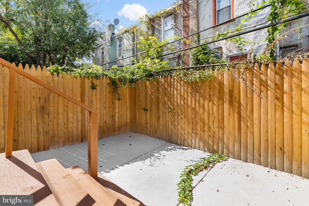 1432 N 56TH