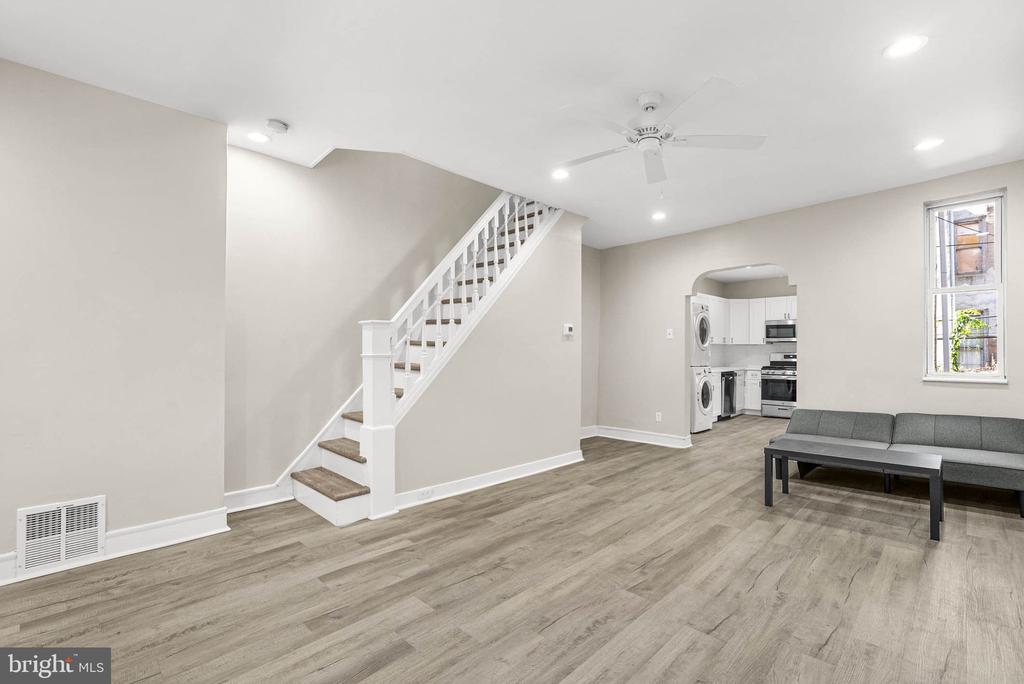 1432 N 56TH