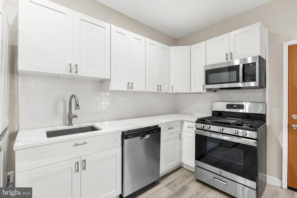 1432 N 56TH
