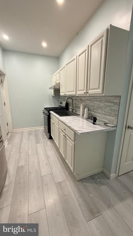 5449 PINE STREET Unit: A