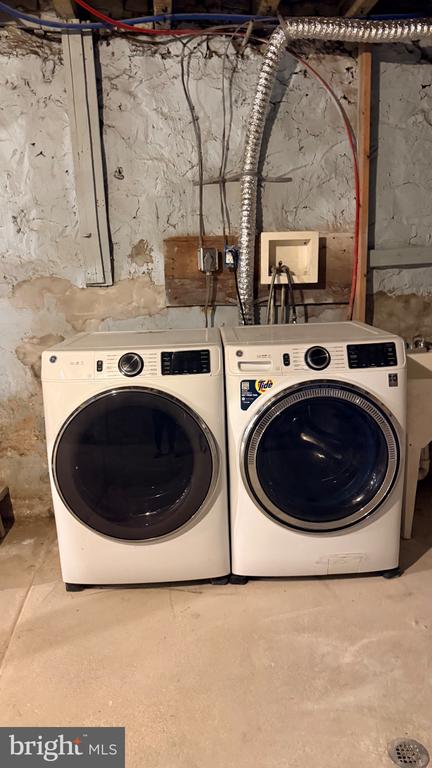 5449 PINE STREET Unit: A