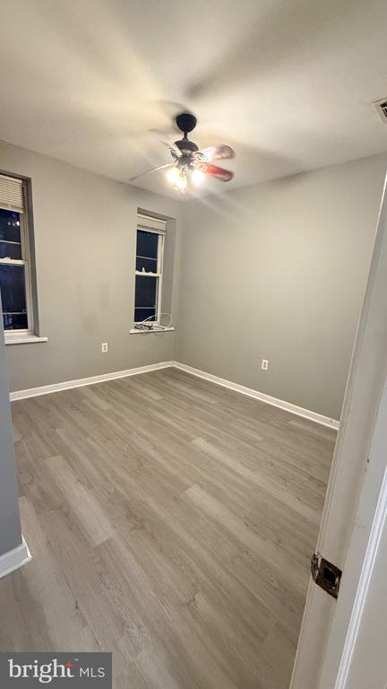 5449 PINE STREET Unit: B