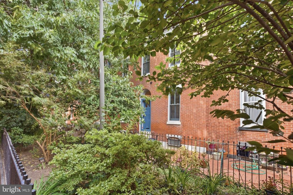 2311 MADISON SQUARE