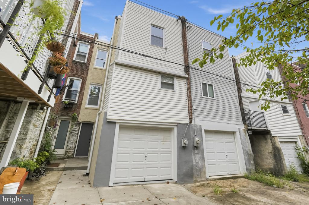 248 S SAINT BERNARD STREET