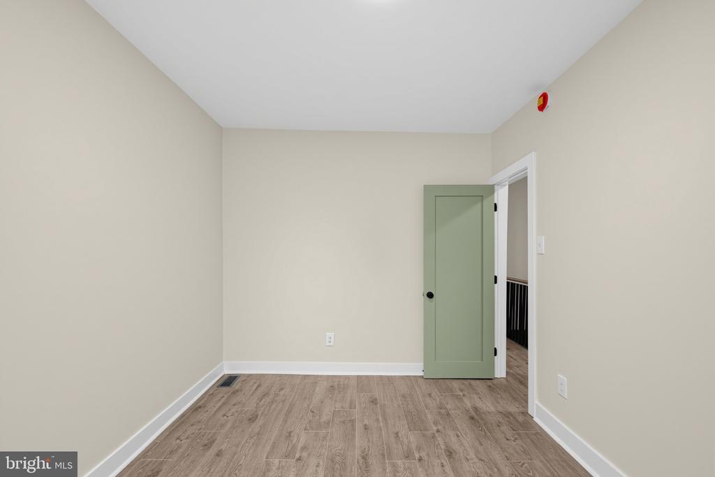 248 S SAINT BERNARD STREET
