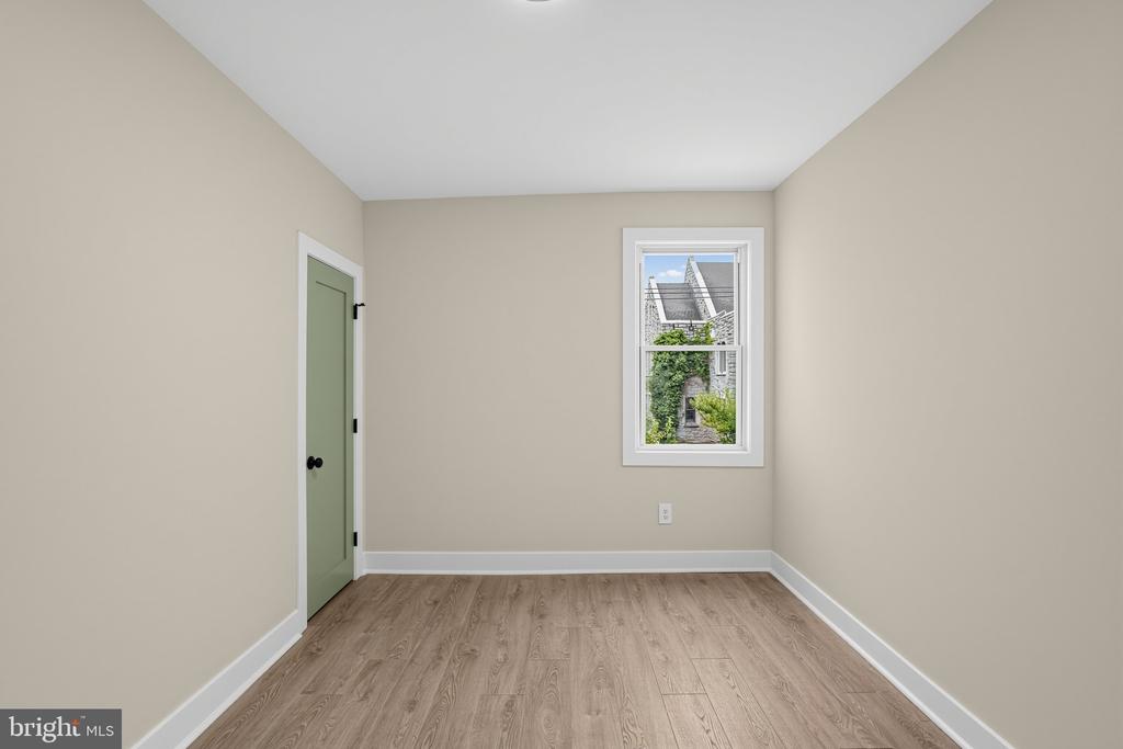 248 S SAINT BERNARD STREET