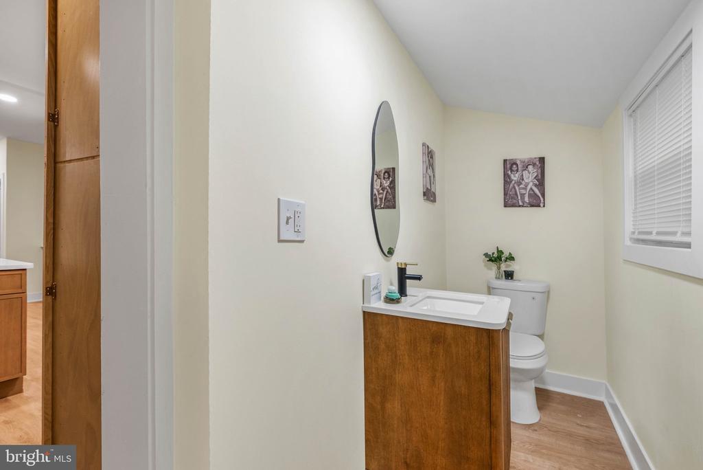 248 S SAINT BERNARD STREET