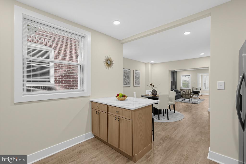 248 S SAINT BERNARD STREET