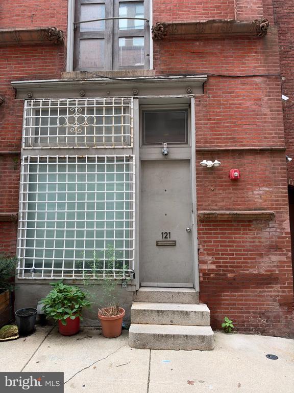 121-123 CUTHBERT STREET