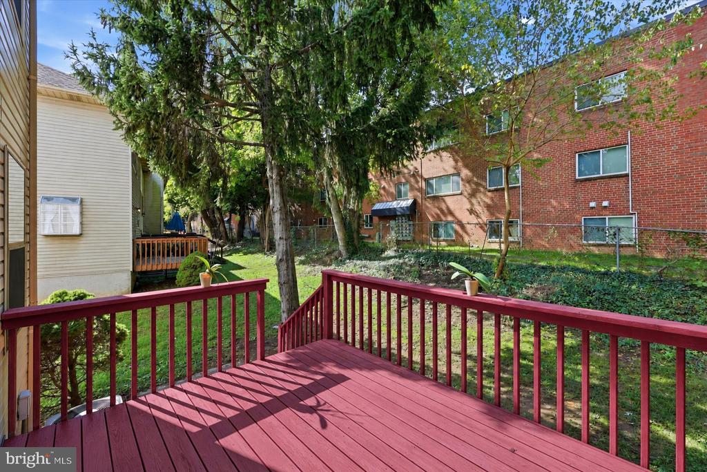 7923-31 RIDGE AVENUE Unit: 27