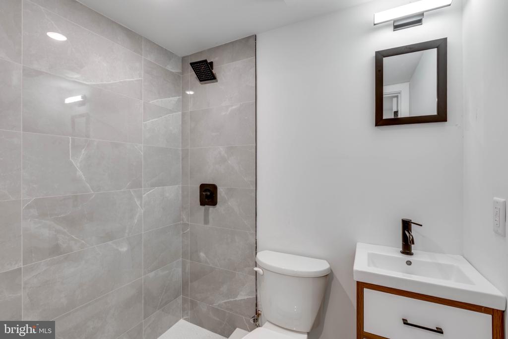 4218 BALTIMORE AVENUE Unit: 4A