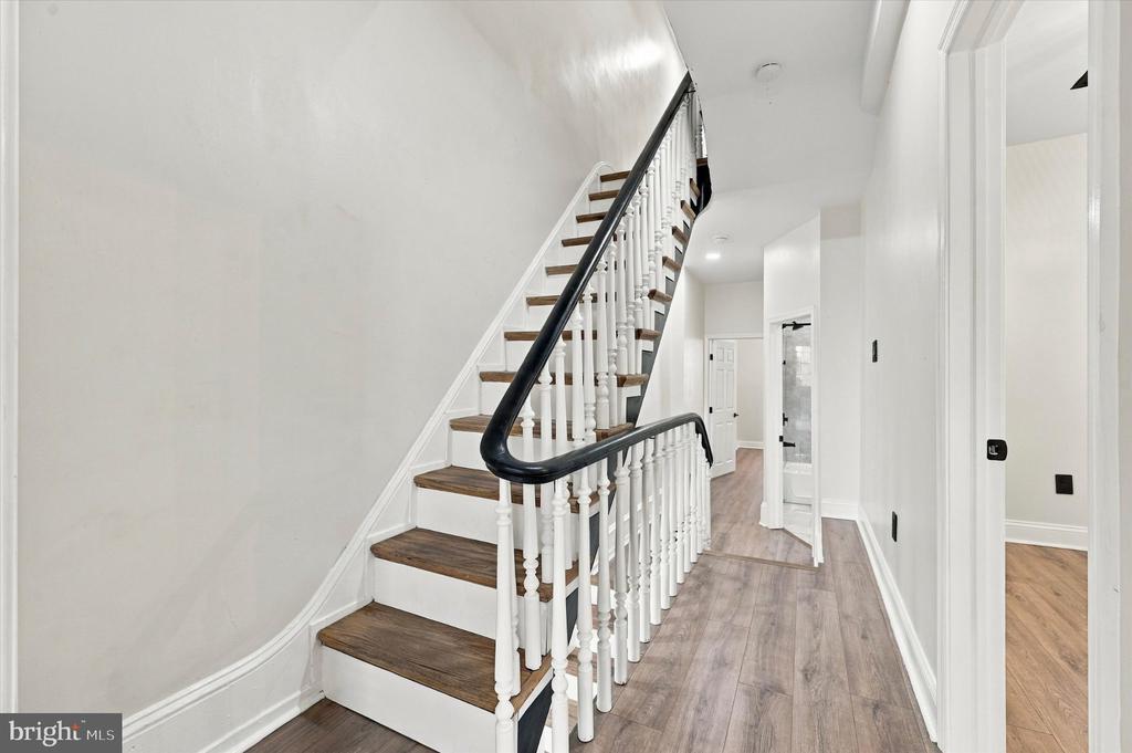 856 PERKIOMEN STREET Unit: 856