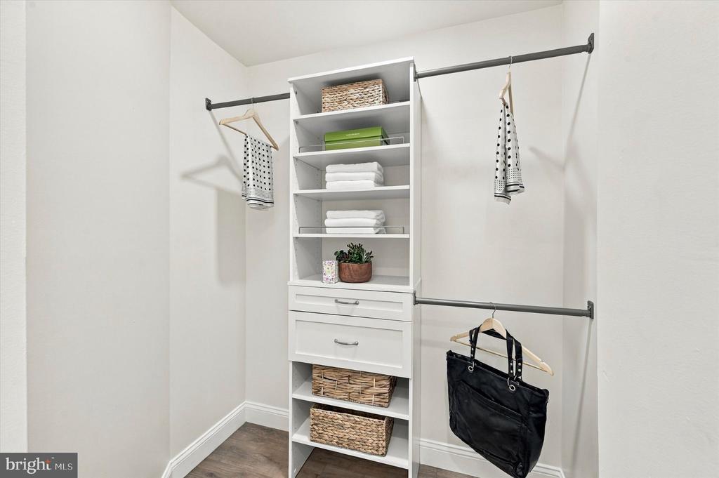 856 PERKIOMEN STREET Unit: 856