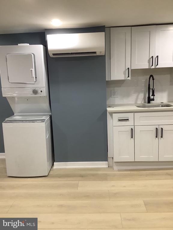 5009 N CAMAC STREET Unit: REAR