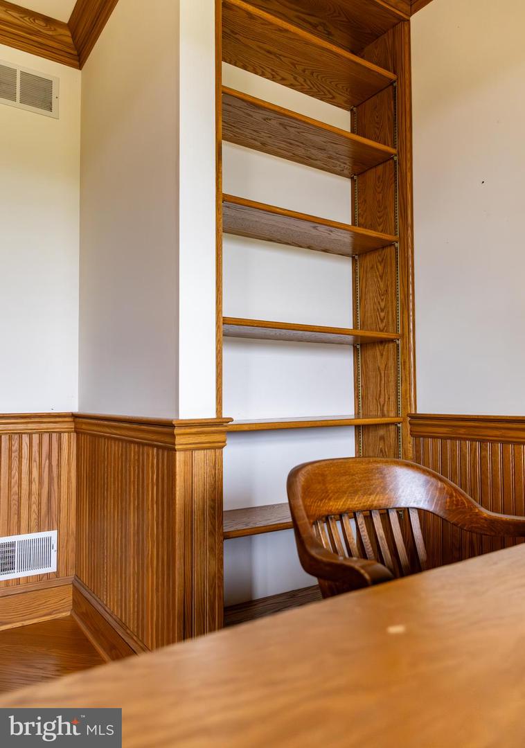 164 Heister Valley Rd