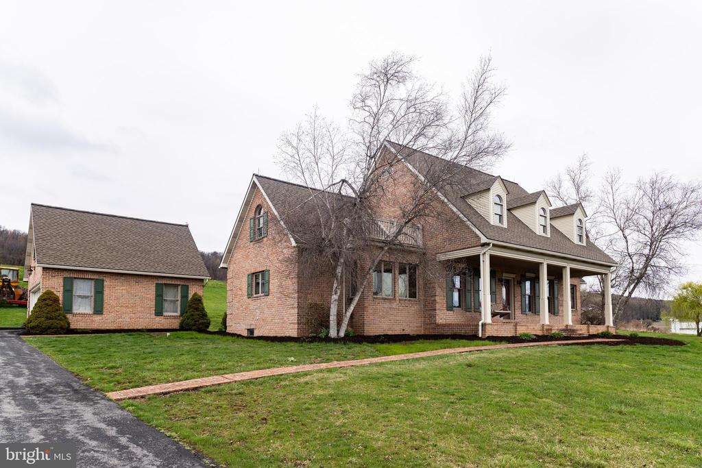 164 Heister Valley Rd