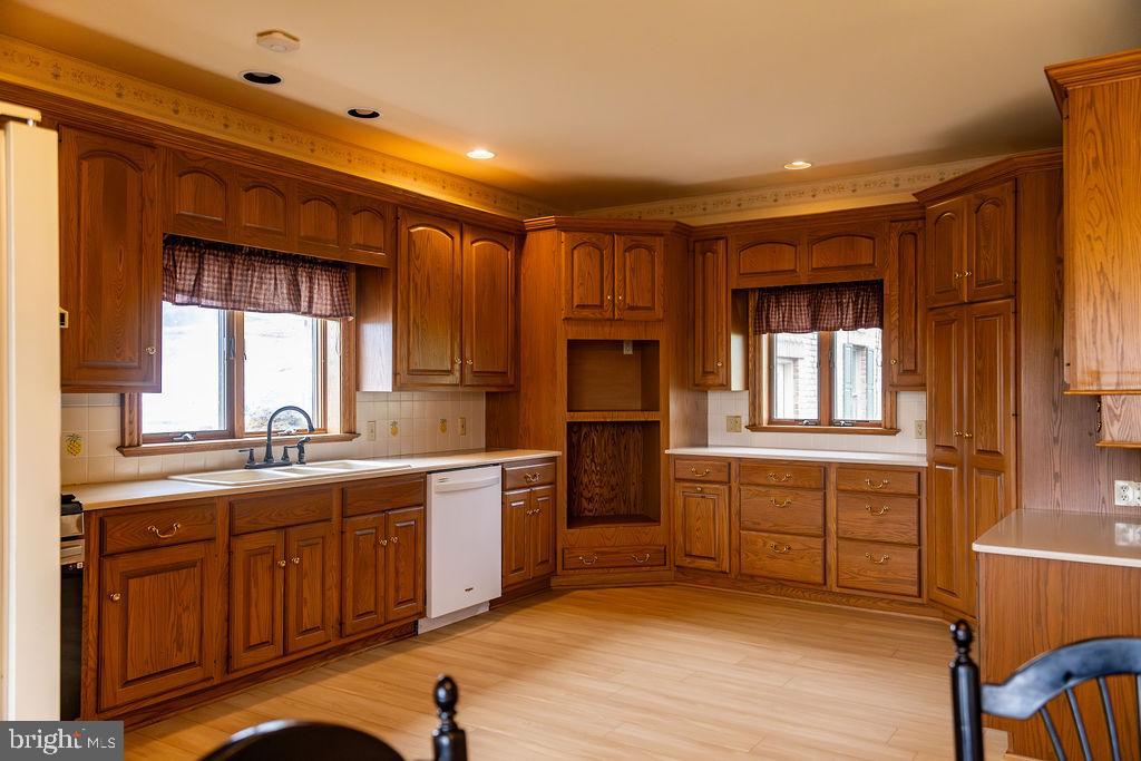 164 Heister Valley Rd