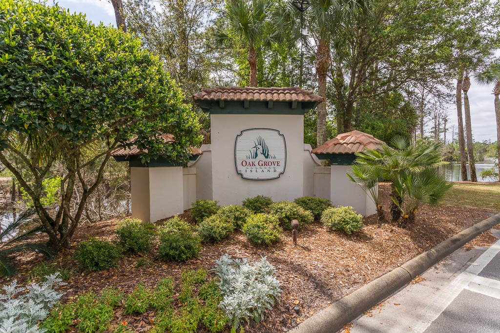 12 Harbor Pointe Circle