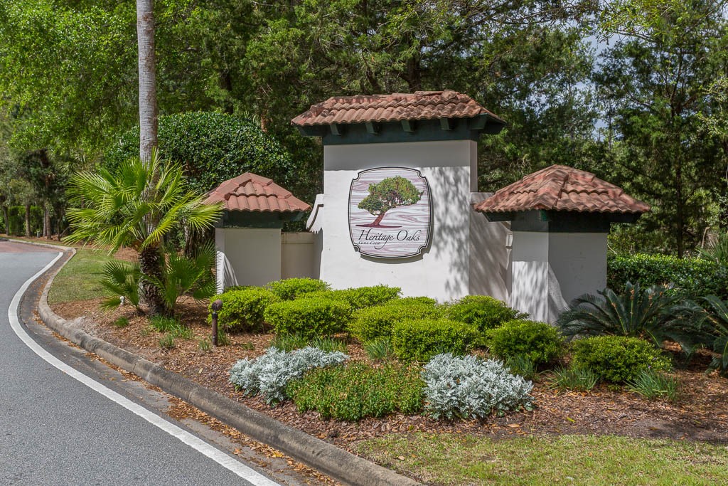 12 Harbor Pointe Circle